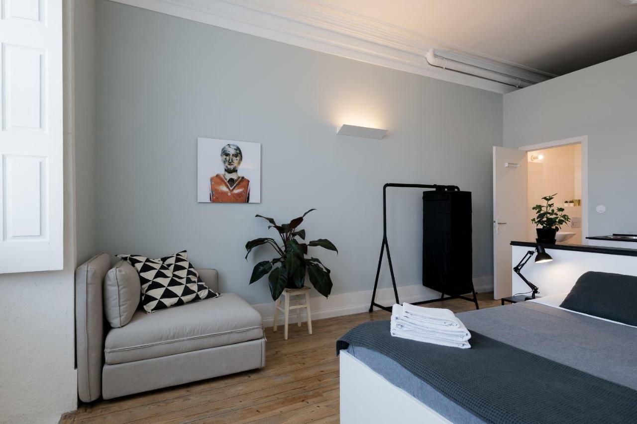 Baixa24 •P2R• Bright Apt In Vibrant Downtown Porto Exterior photo